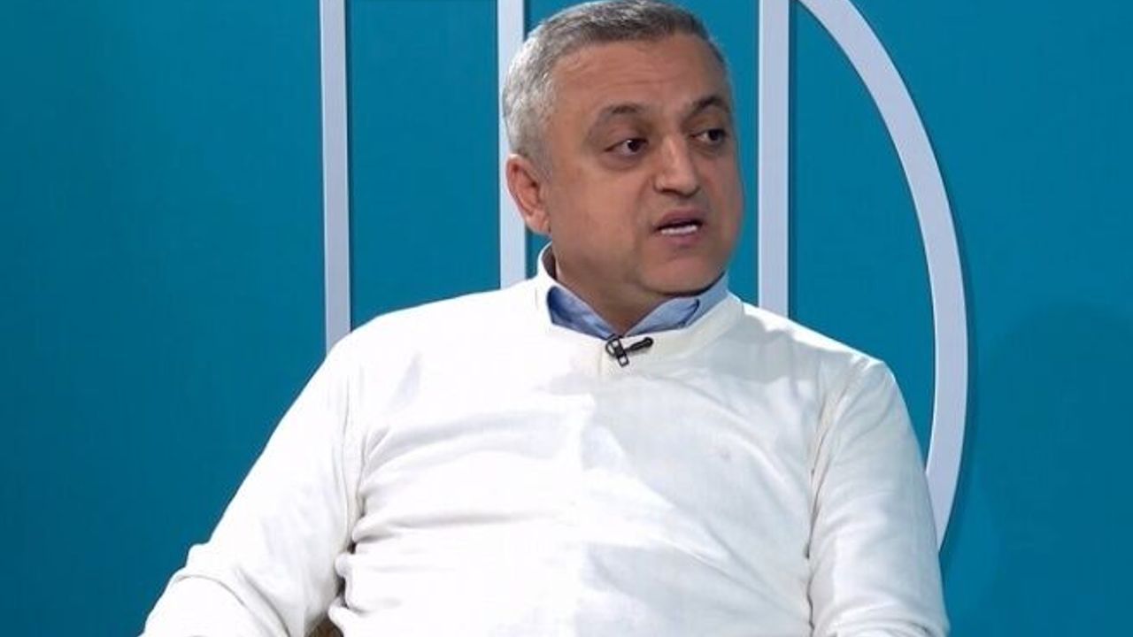 Devrim Zengi: "Galatasaray'da oynayacak gibi, birkaç gün içerisinde belli olacak"