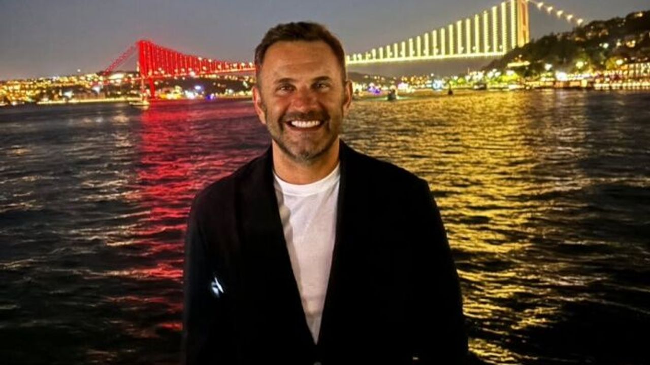Okan Buruk: "Galatasaray'da oyna, güzel işler yapalım"