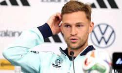 Joshua Kimmich'ten Leroy Sane için Almanlara kapak gibi cevap! "Bazen top daha kaleye girmeden..."