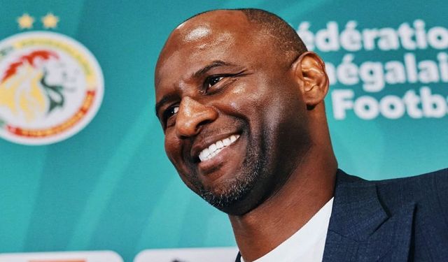 Patrick Vieira: "Galatasaray - Barcelona maçında izledim, telefonda konuştuk, aramızda küçük bir sorun yaşandı"