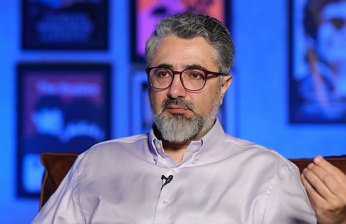 Galatasaray'ın transfer edeceği yıldız oyuncuyu duyurdu!