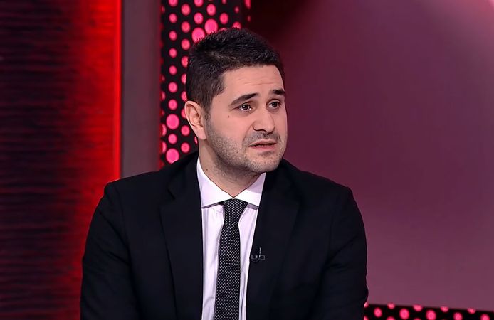 Kutlu Akpınar: "Premier Lig'den bir forvet oyuncusu yakında Galatasaray'ın..."