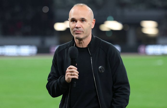 Andres Iniesta: "Barcelona, Galatasaray'dan alsın, en iyi isimlerden biri"