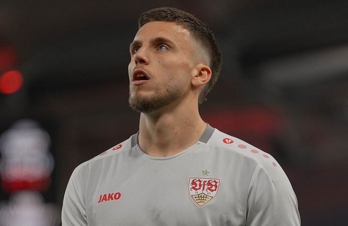 Ermedin Demirovic: "Galatasaray'la anlaştım, transferim haftaya netleşecek"