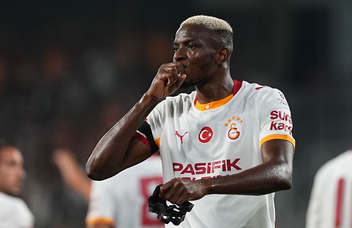 Victor Osimhen ve Galatasaray sağlık heyetinden sakatlık için ilk açıklama geldi!