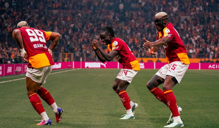 Galatasaray - Kasımpaşa maçında gol atan oyuncularımızın sevinçleri