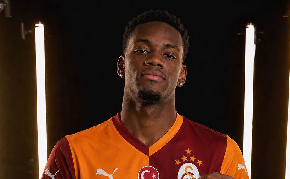 Jhon Duran: "Yıllık 5 milyon Euro maaşa Galatasaray'a gelirim"