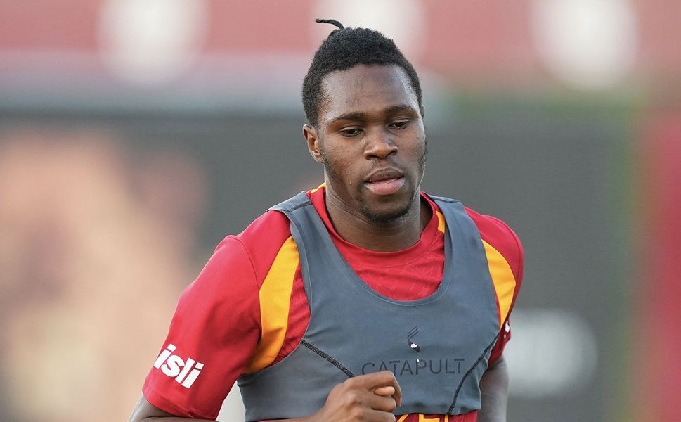 Galatasaray'dan Wilfried Singo için yeni karar!
