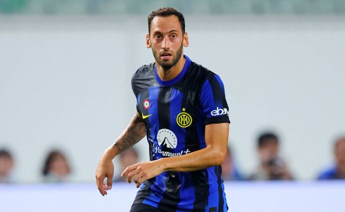 Hakan Çalhanoğlu-1