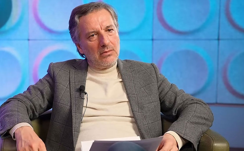 İlker Yağcıoğlu: "Galatasaray'da formayı zor alır, o da tatile gelmiş gibi"