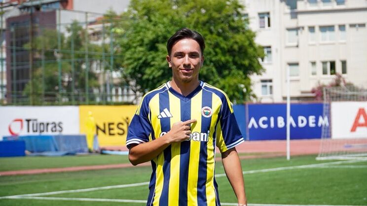 Yiğit Çolak, Galatasaray'dan Fenerbahçe'ye Transfer Oldu