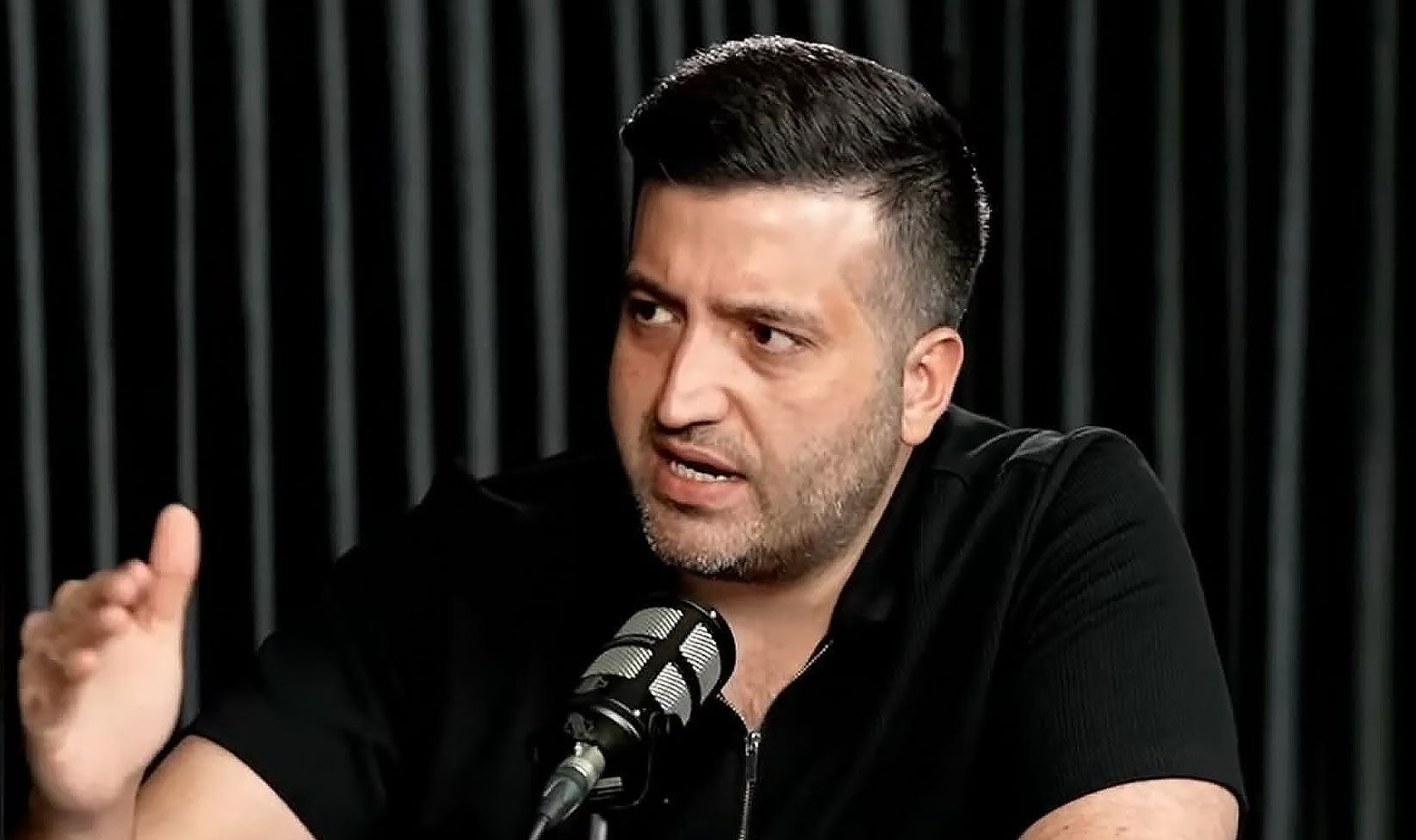 Galatasaray tarihine geçecek ayrılık ihtimalini duyurdu!