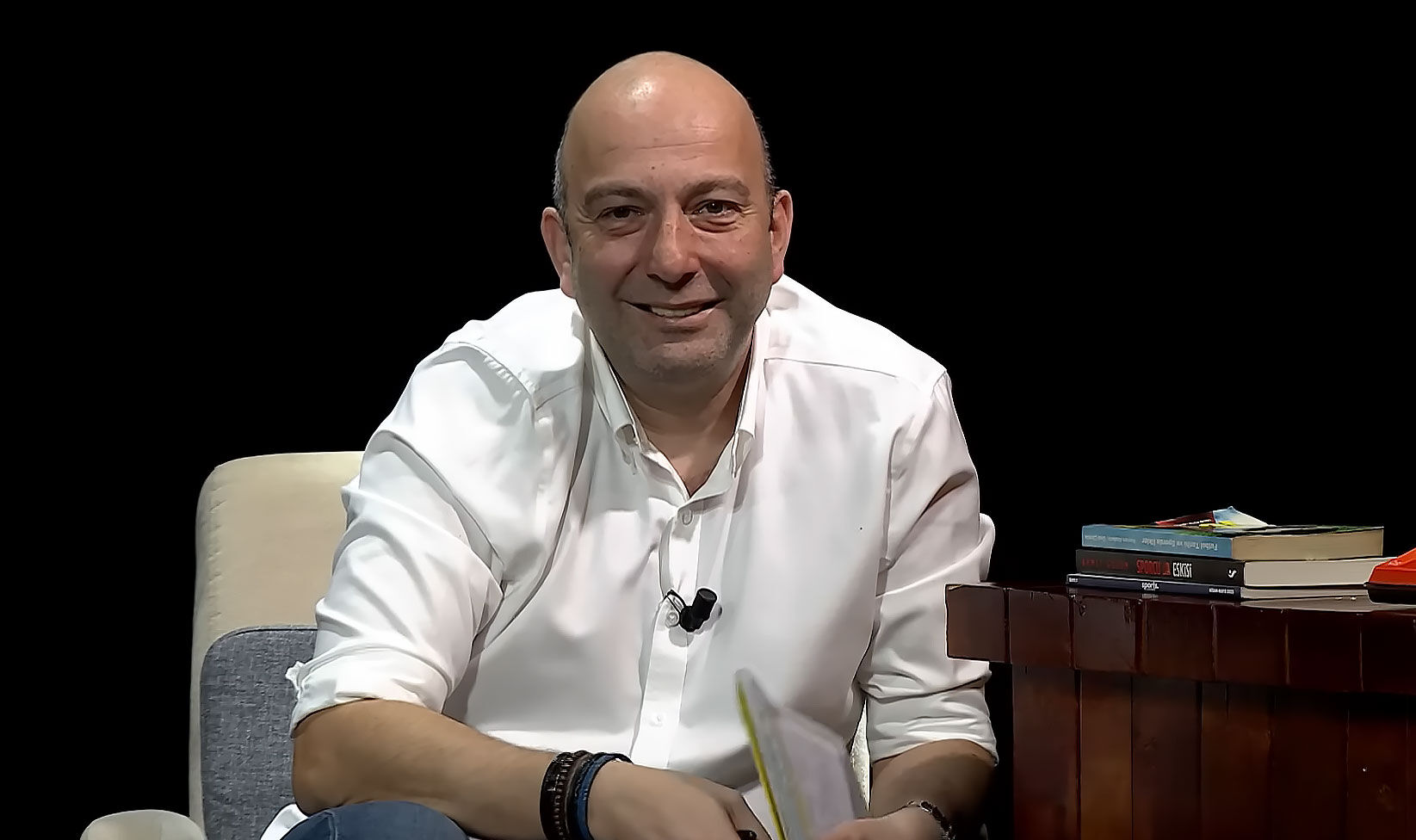 Gökhan Dinç: "Galatasaray'ın dudak uçuklatan bir transfer hamlesi var, bu bir orta saha oyuncusu"