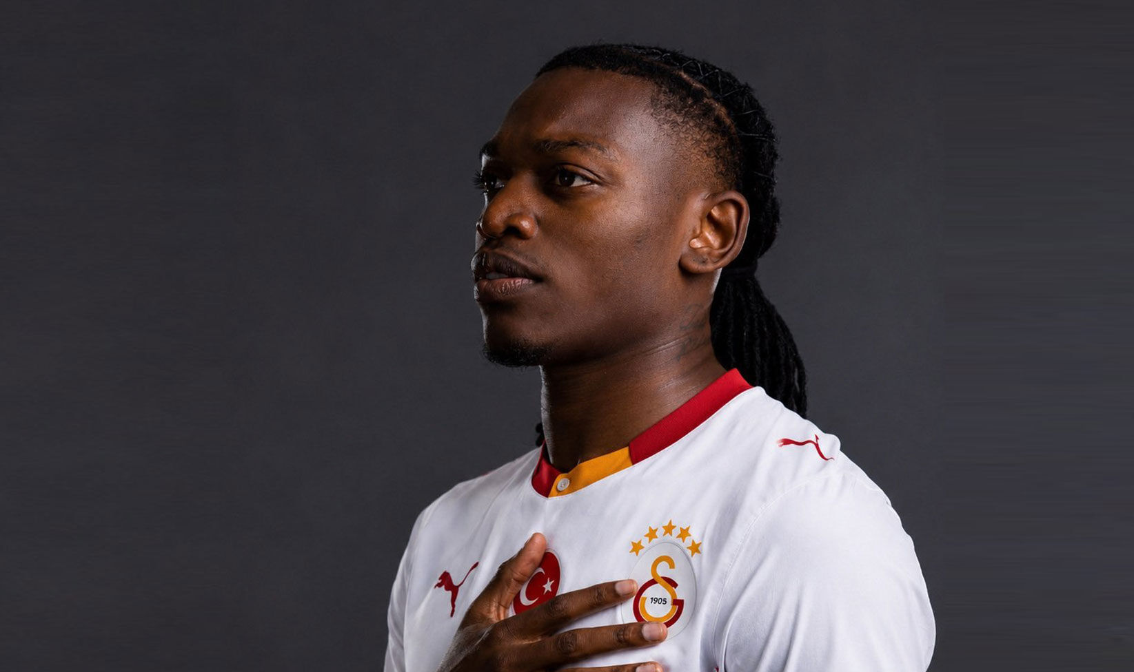 "Galatasaray, Rafael Leao transferi için Milan ile 45 milyon Euro anlaştı"
