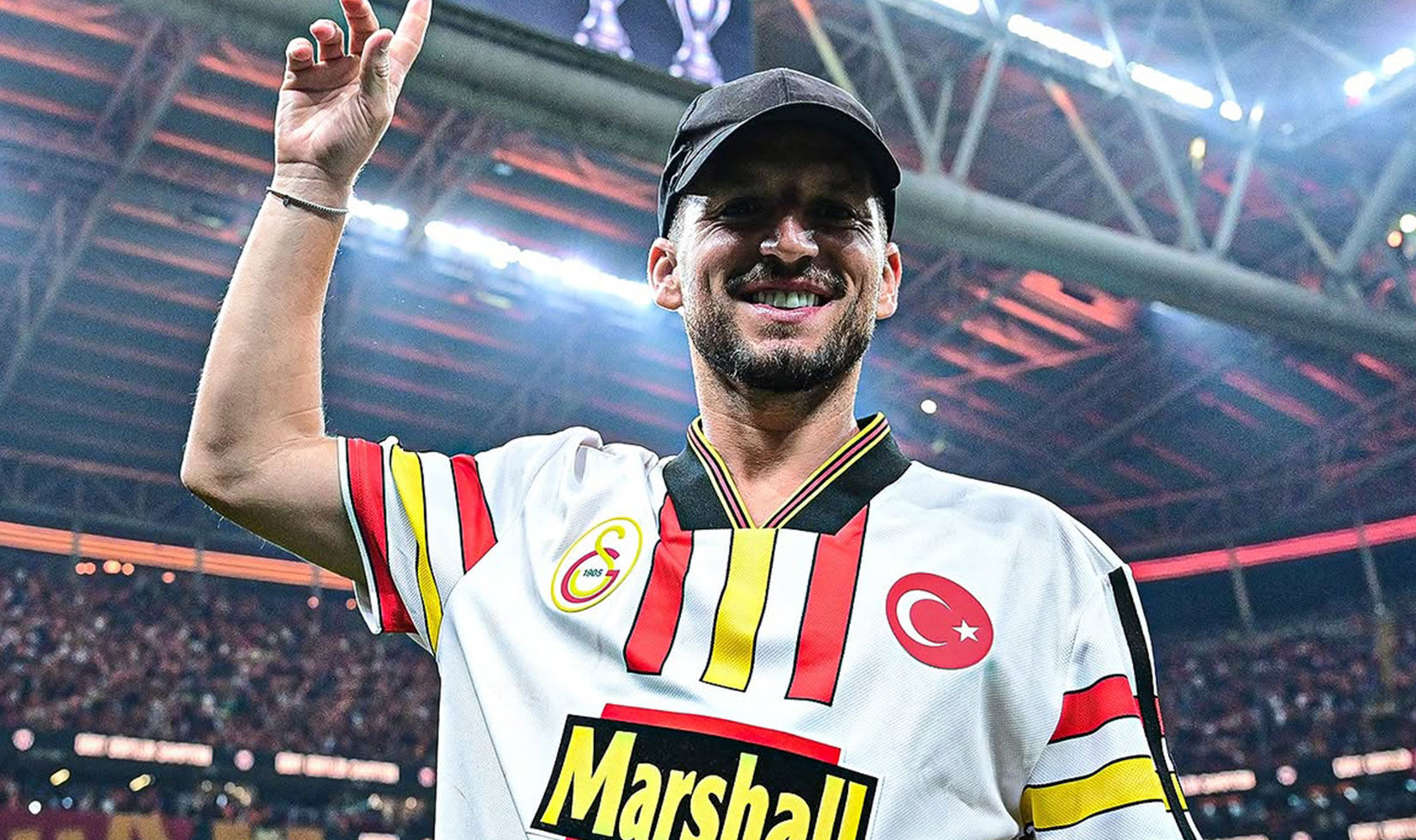 Galatasaray'ın artık bir Mertens'i var!