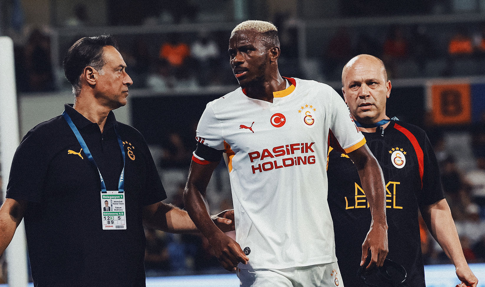 Galatasaray'da Victor Osimhen'den kötü haber
